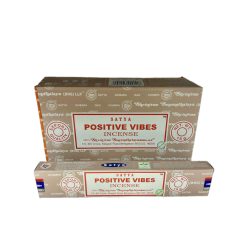   FÜSTÖLŐ LAPOS POSITIVE VIBES SATYA  (POZITÍV VIBRÁCIÓ) 10DB PÁLCIKA/DOBOZ